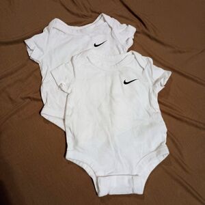 Nike 2pc Onesie Bodysuit Bundle